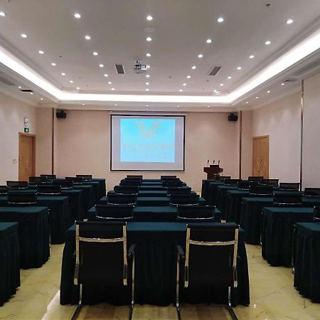 Vienna Hotel Nanxiong Εξωτερικό φωτογραφία