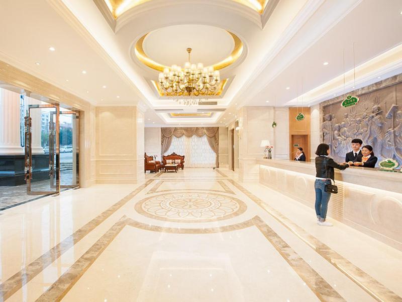 Vienna Hotel Nanxiong Εξωτερικό φωτογραφία